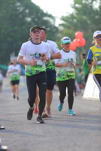 BIB: 
                            <button type="button" onclick="openModal(3647214)" class="btn btn-primary btn-sm float-right btn-popup" data-toggle="modal" data-target=".modal-high-quality">
                        <i class="fas fa-shopping-cart"></i> Add to Cart
                    </button>
                                            <button type="button" onclick="isThisMe(3647214, true)" class="btn btn-success btn-sm float-right btn-popup btn-isme hidden" data-toggle="tooltip" data-placement="bottom" title="นี่คือรูปของคุณใช่ไหม คลิกที่นี่เพื่อเอาเข้าอัลบั้ม">
                        <i class="fas fa-plus"></i> Add to album
                    </button>
                    <button type="button" onclick="isThisMe(3647214, false)" class="btn btn-warning btn-sm float-right btn-popup btn-isnotme hidden">
                        <i class="fas fa-ban"></i> Remove from album
                    </button>